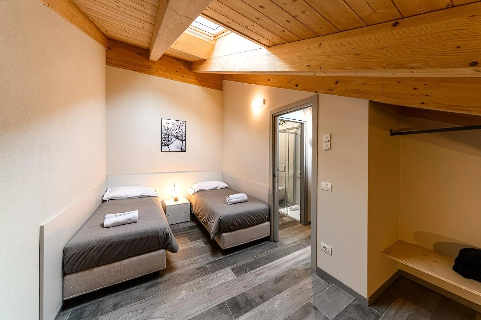 Residenza Cavour Appartamento D ティラーノ アパート