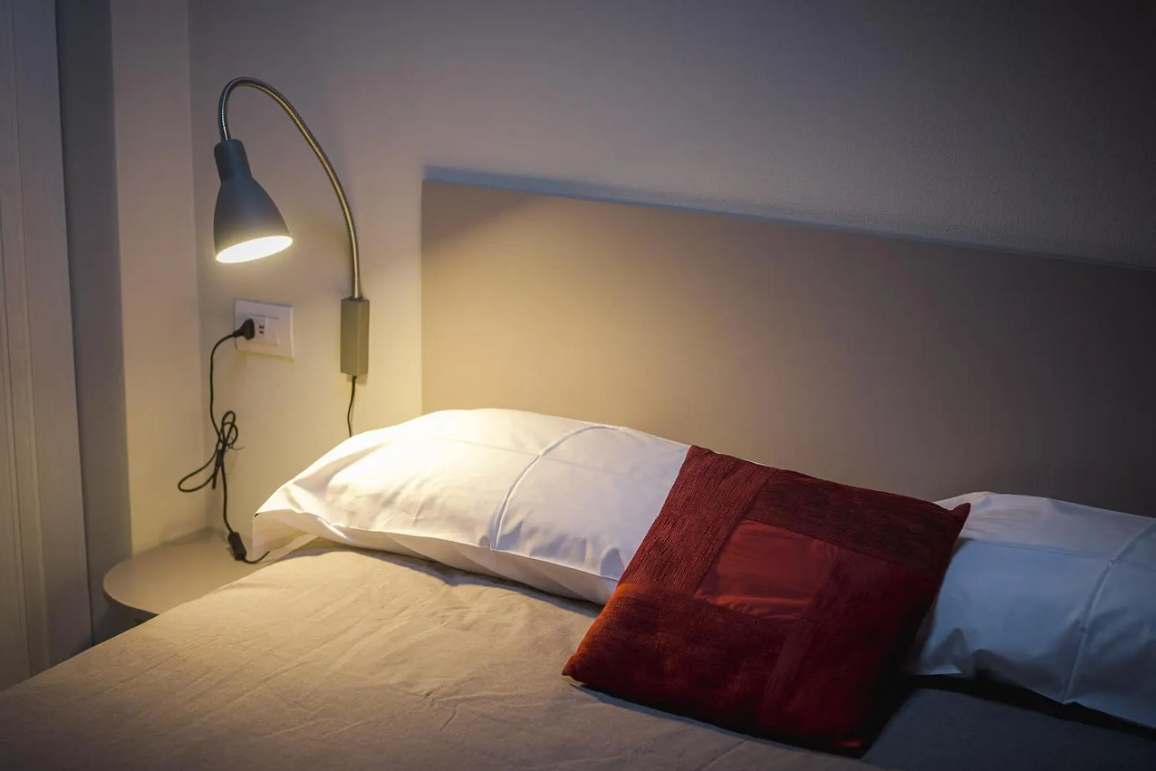 アパート Residenza Cavour Appartamento D ティラーノ イタリア